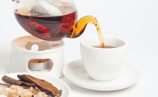 How to Make Hibiscus Tea With Cinnamon at Home